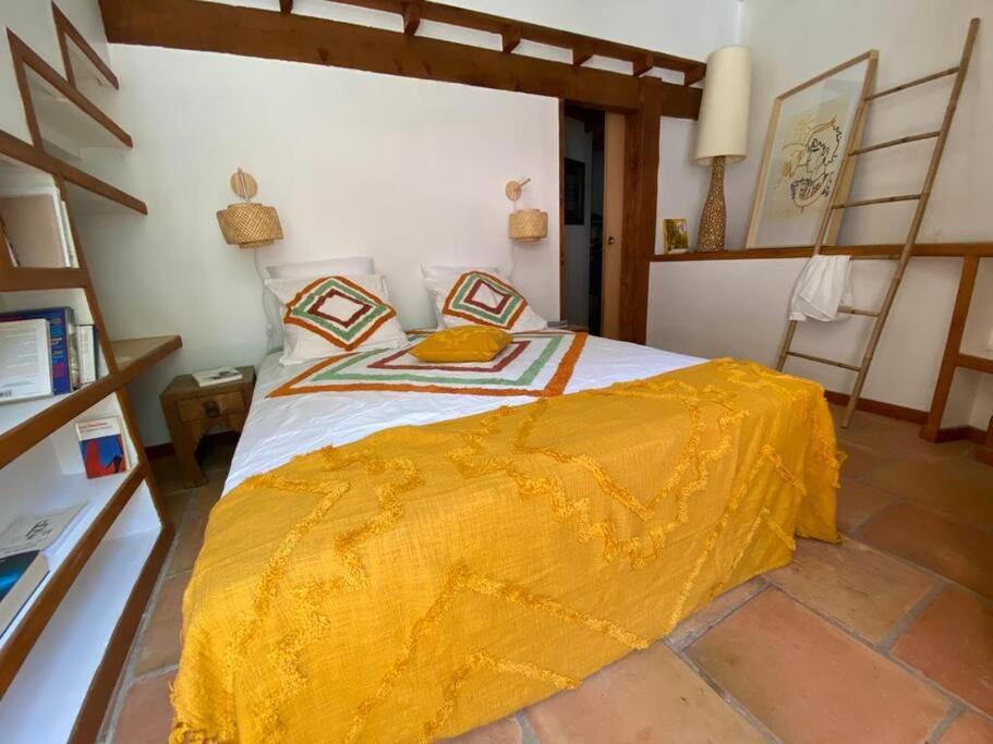 Petit Mas Calme Typique Du Sud ! Villa Valergues Luaran gambar